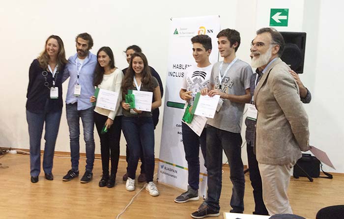 nueve alumnos de Economía de 4ª de la ESO del Colegio Arturo Soria asistieron al Campamento de innovación organizado por Junior Achievement 