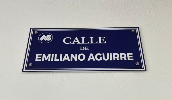 Placa Emiliano Aguirre